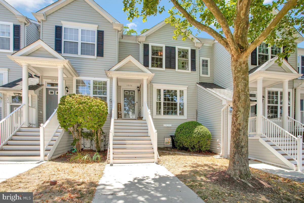 1622 FALLOWFIELD COURT