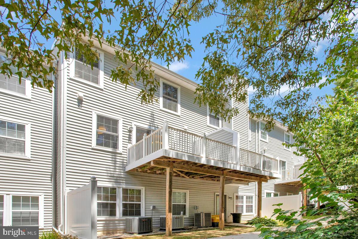 1622 FALLOWFIELD COURT