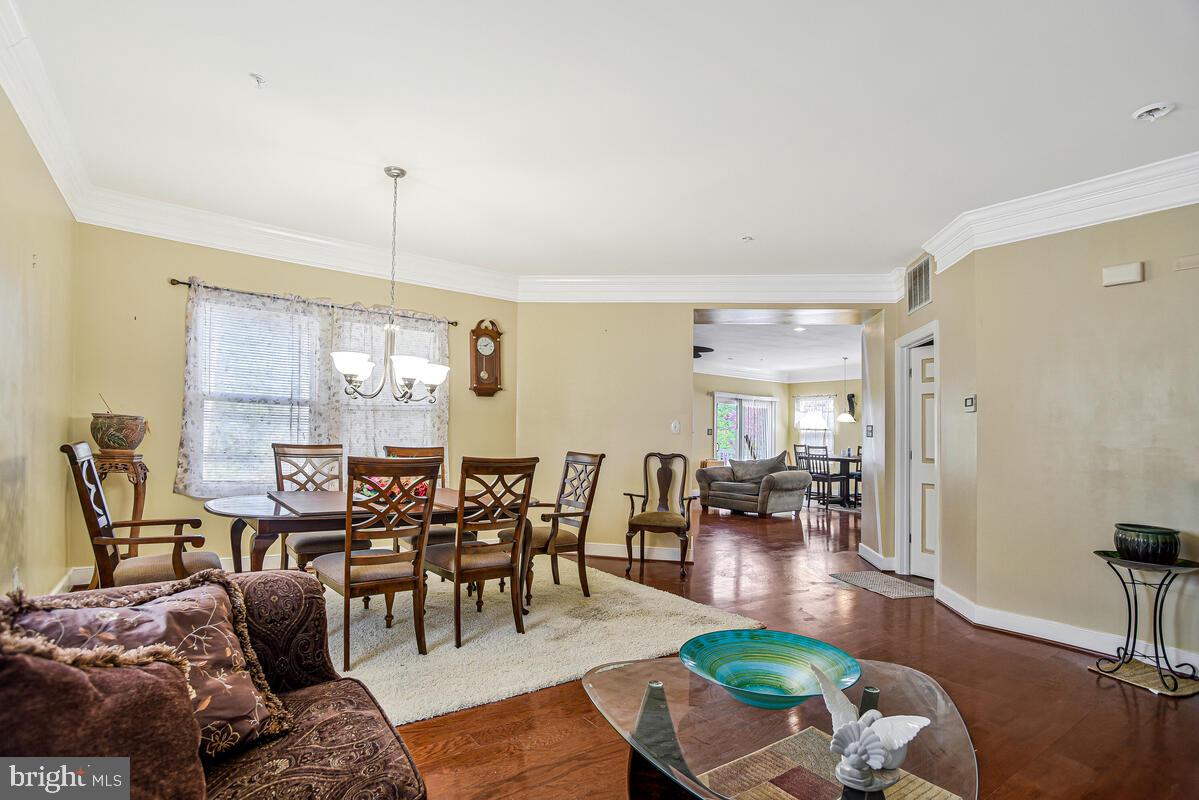 9792 ELMSHORN COURT
