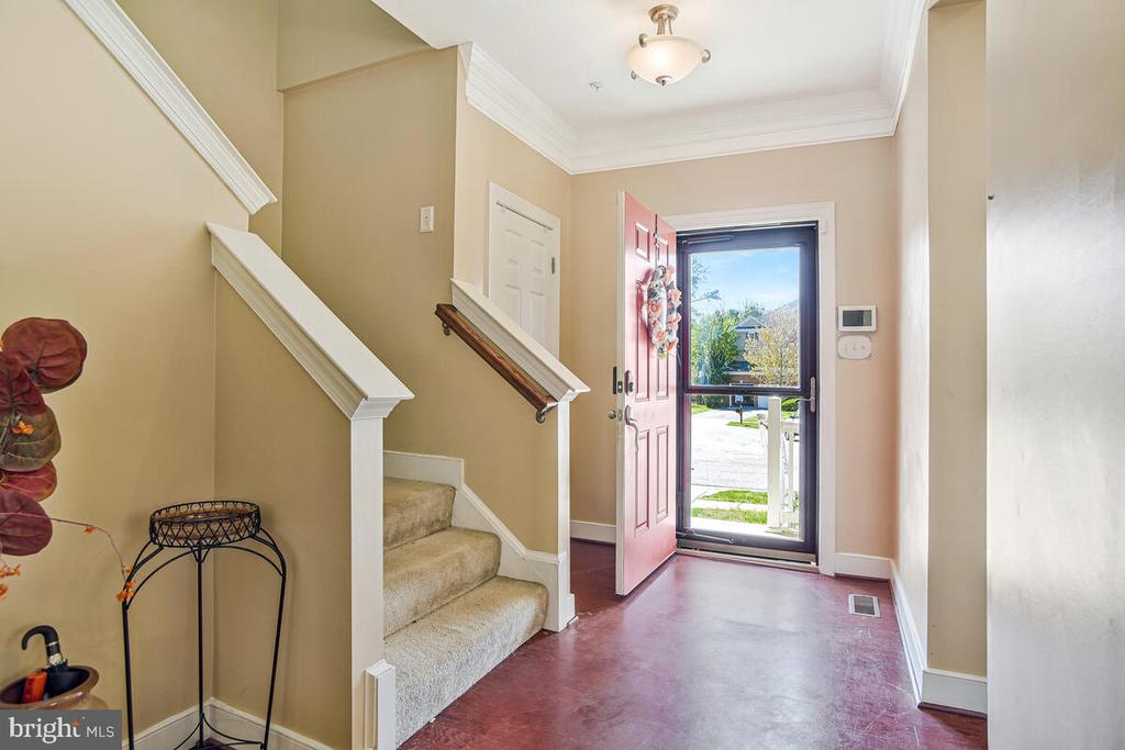 9792 ELMSHORN COURT