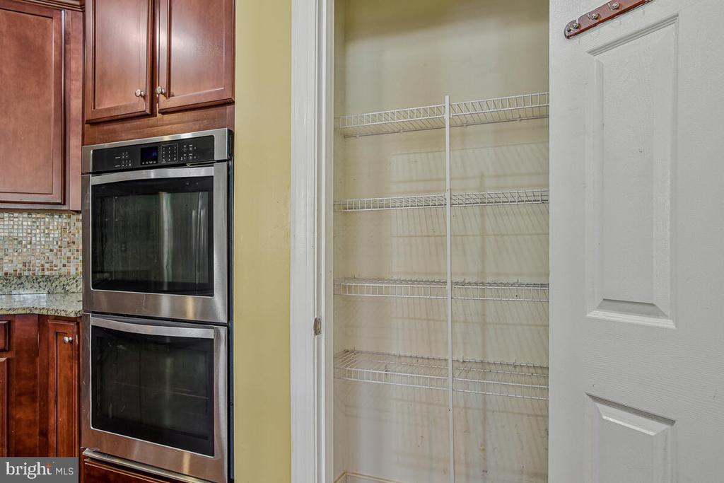 9792 ELMSHORN COURT