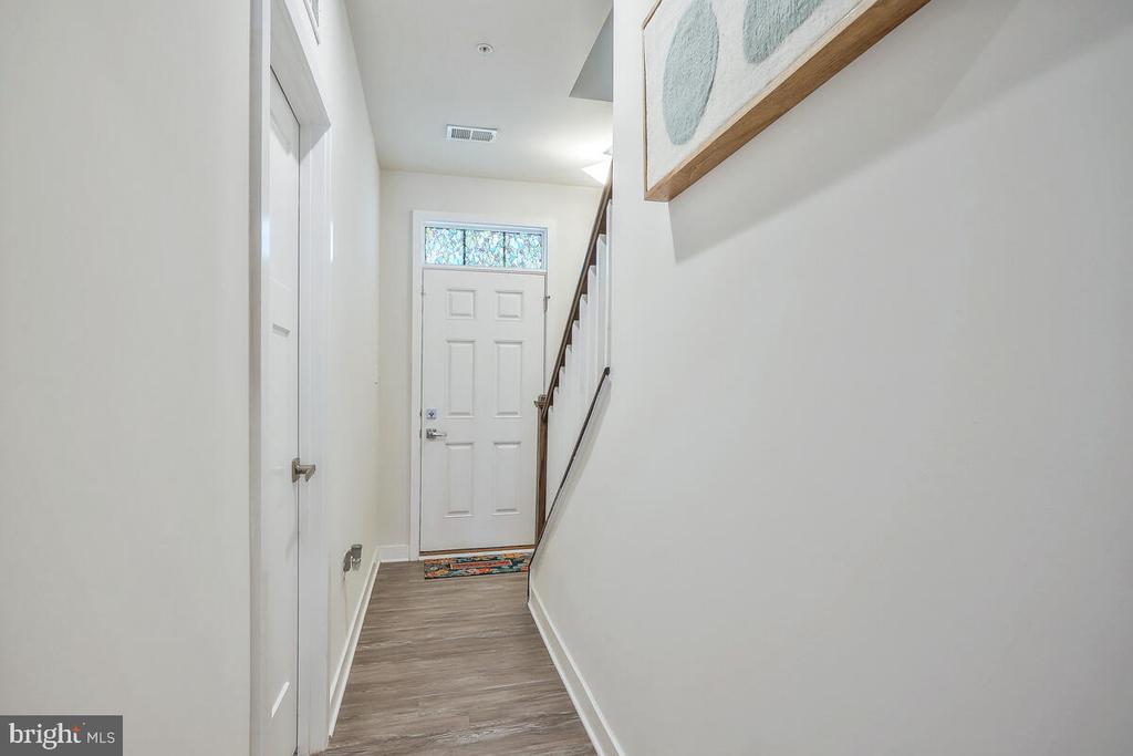 6613 BALLENGER RUN BOULEVARD