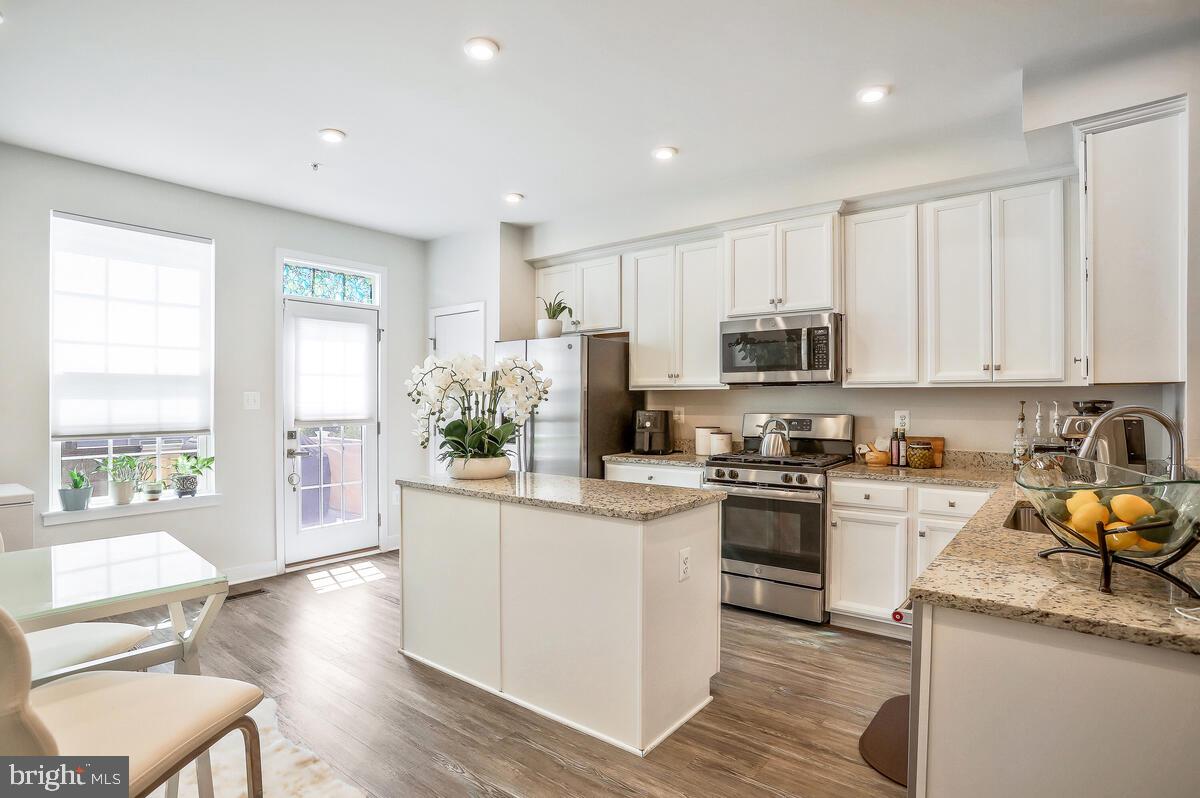 6613 BALLENGER RUN BOULEVARD