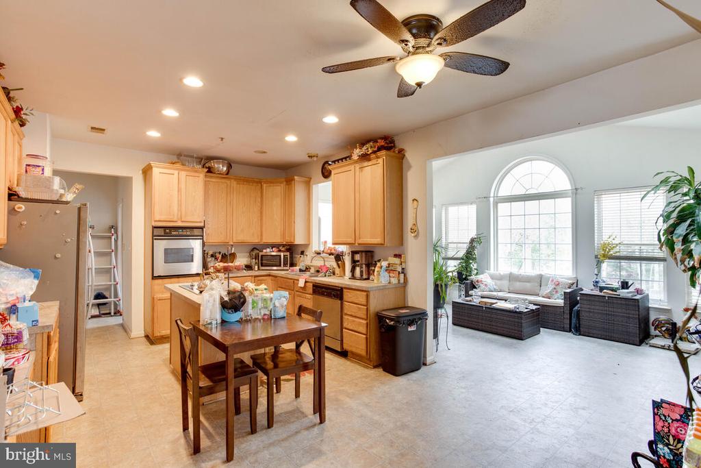 8014 OWENS WAY