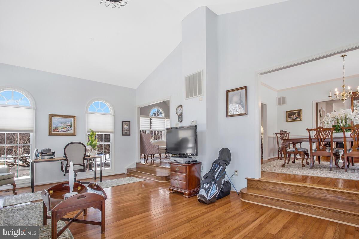 12108 WOODWIND LANE