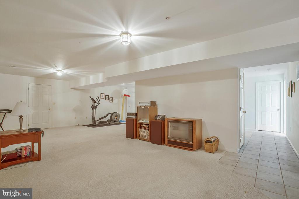 12108 WOODWIND LANE