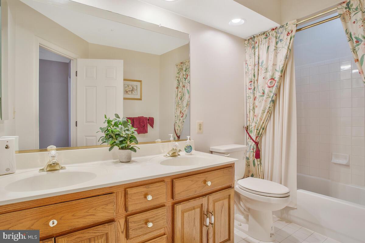 12108 WOODWIND LANE