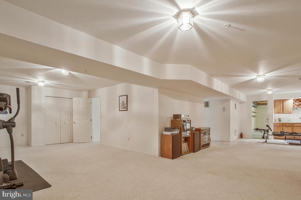 12108 WOODWIND LANE