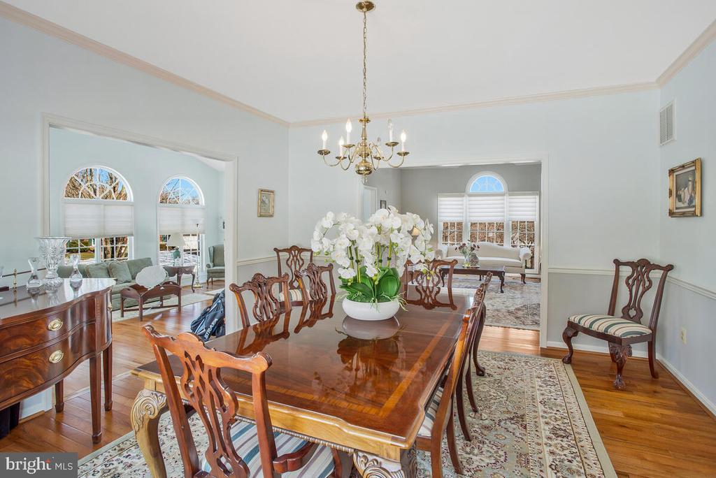 12108 WOODWIND LANE