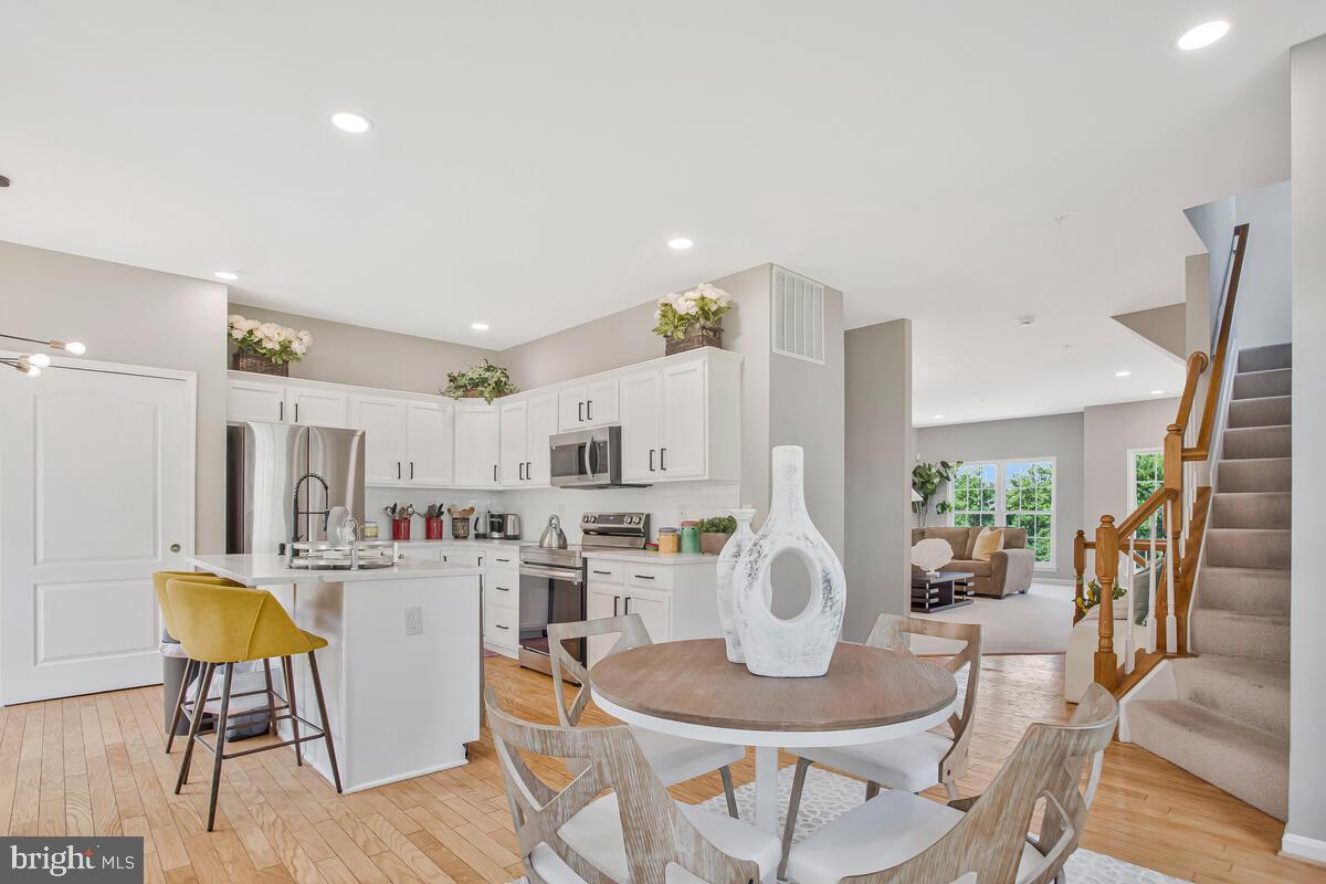 13700 MANED GOOSE LANE