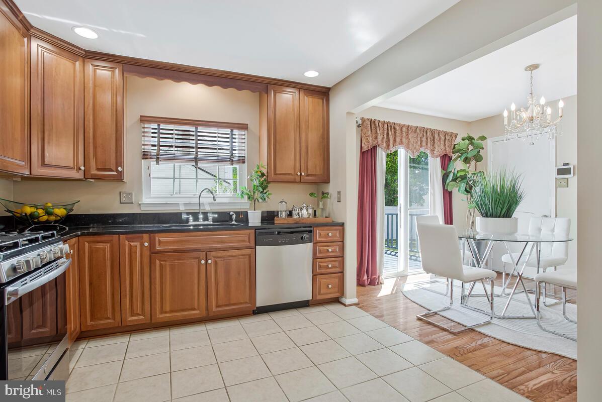 2543 ANN ARBOR LANE