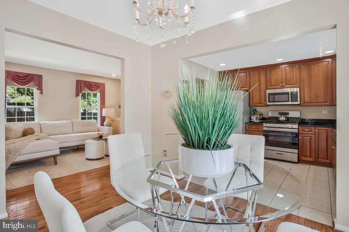 2543 ANN ARBOR LANE