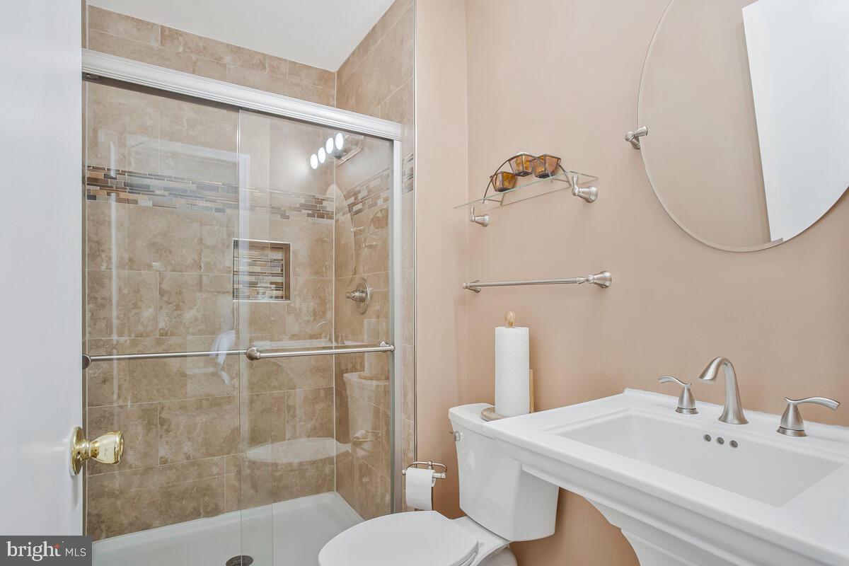 2543 ANN ARBOR LANE