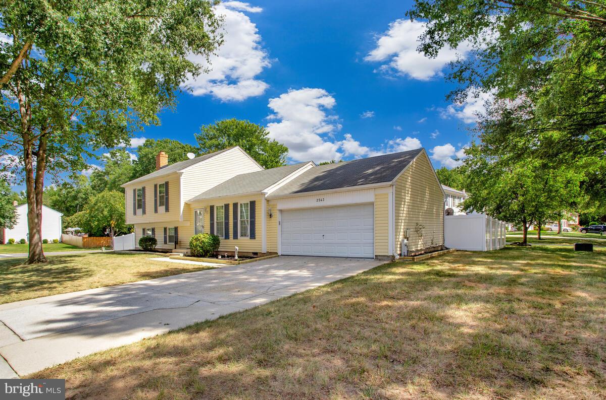 2543 ANN ARBOR LANE