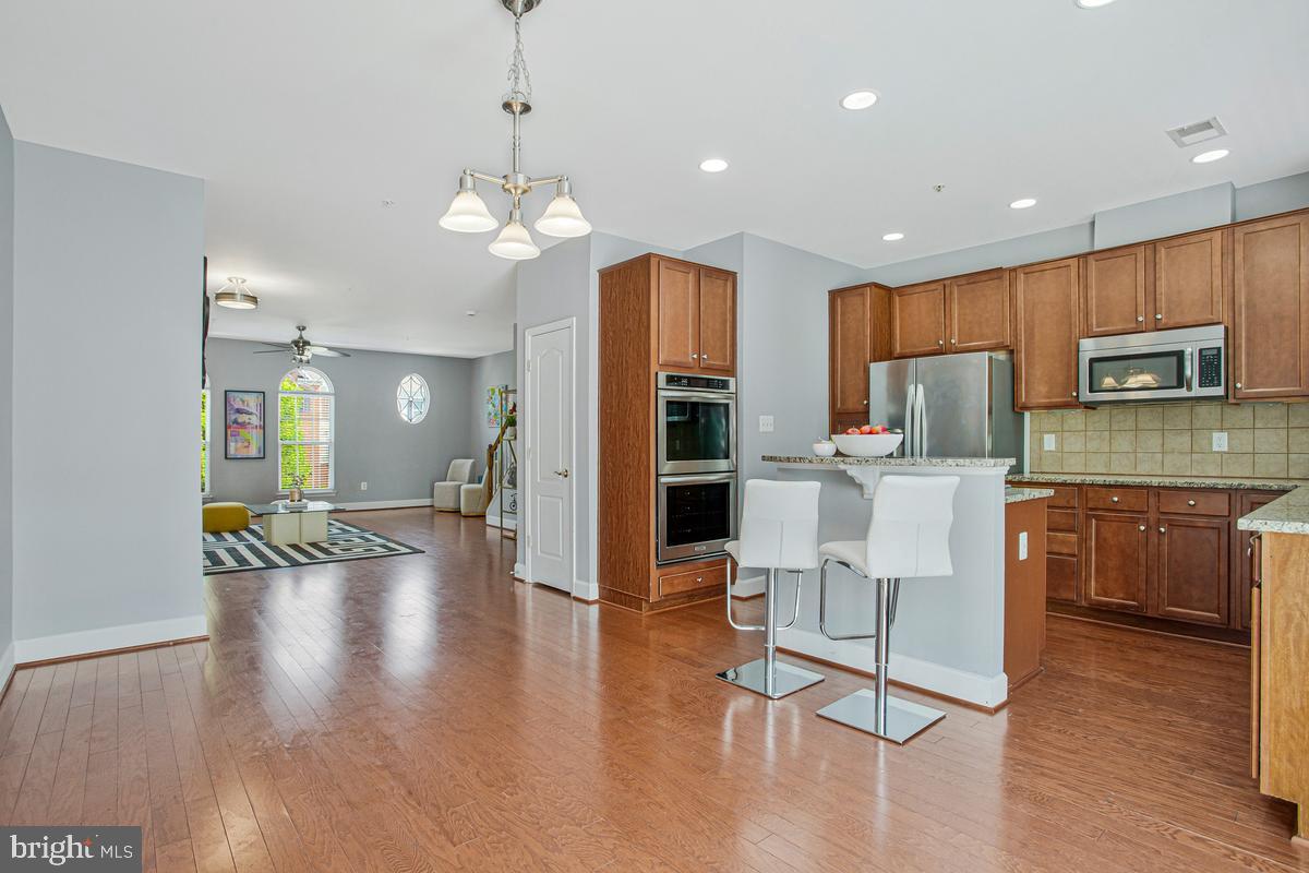 505 JURGENSEN PL