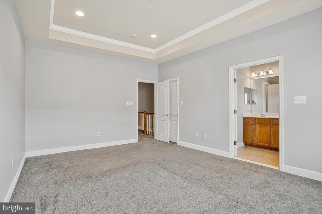505 JURGENSEN PL