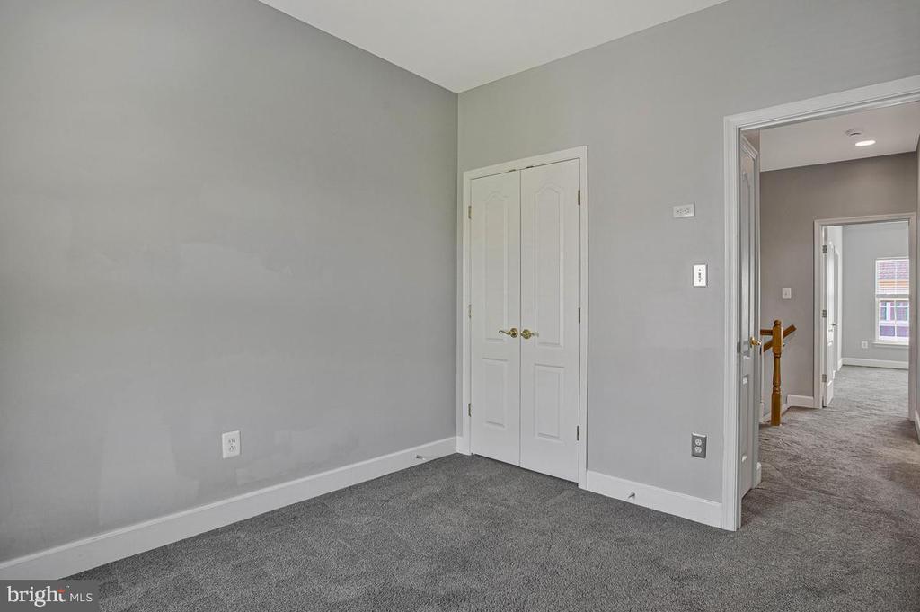 505 JURGENSEN PL