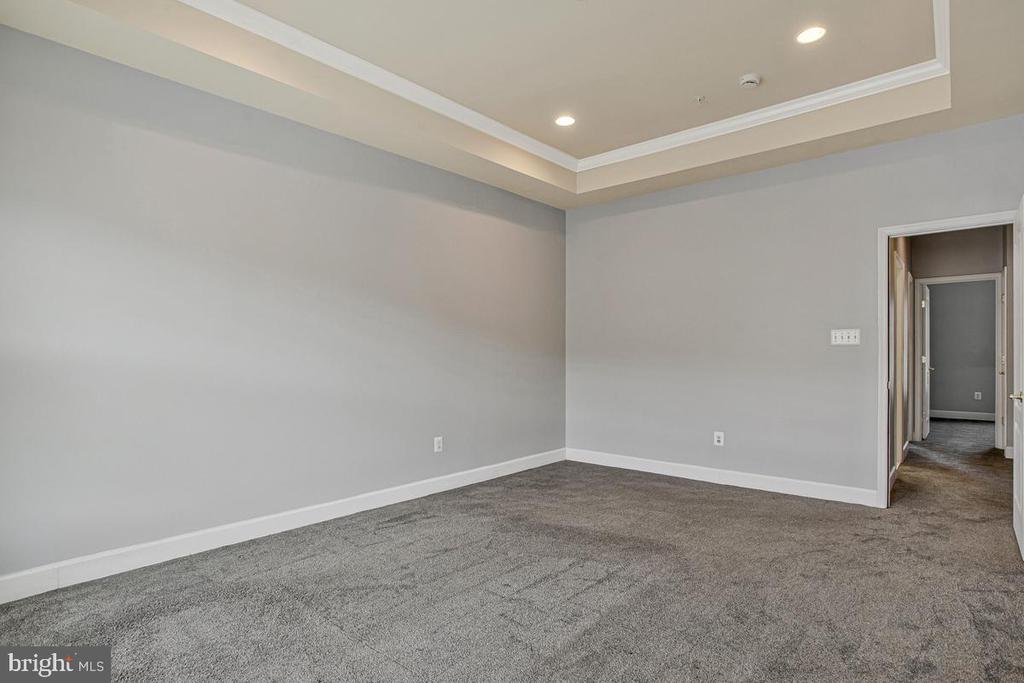505 JURGENSEN PL
