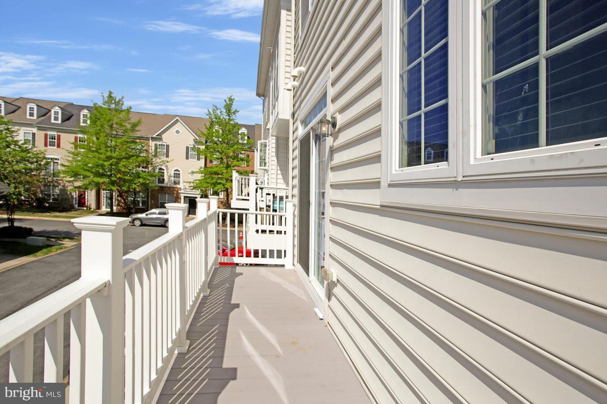 505 JURGENSEN PL