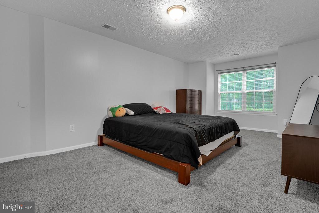 3708 EXCALIBUR COURT 102