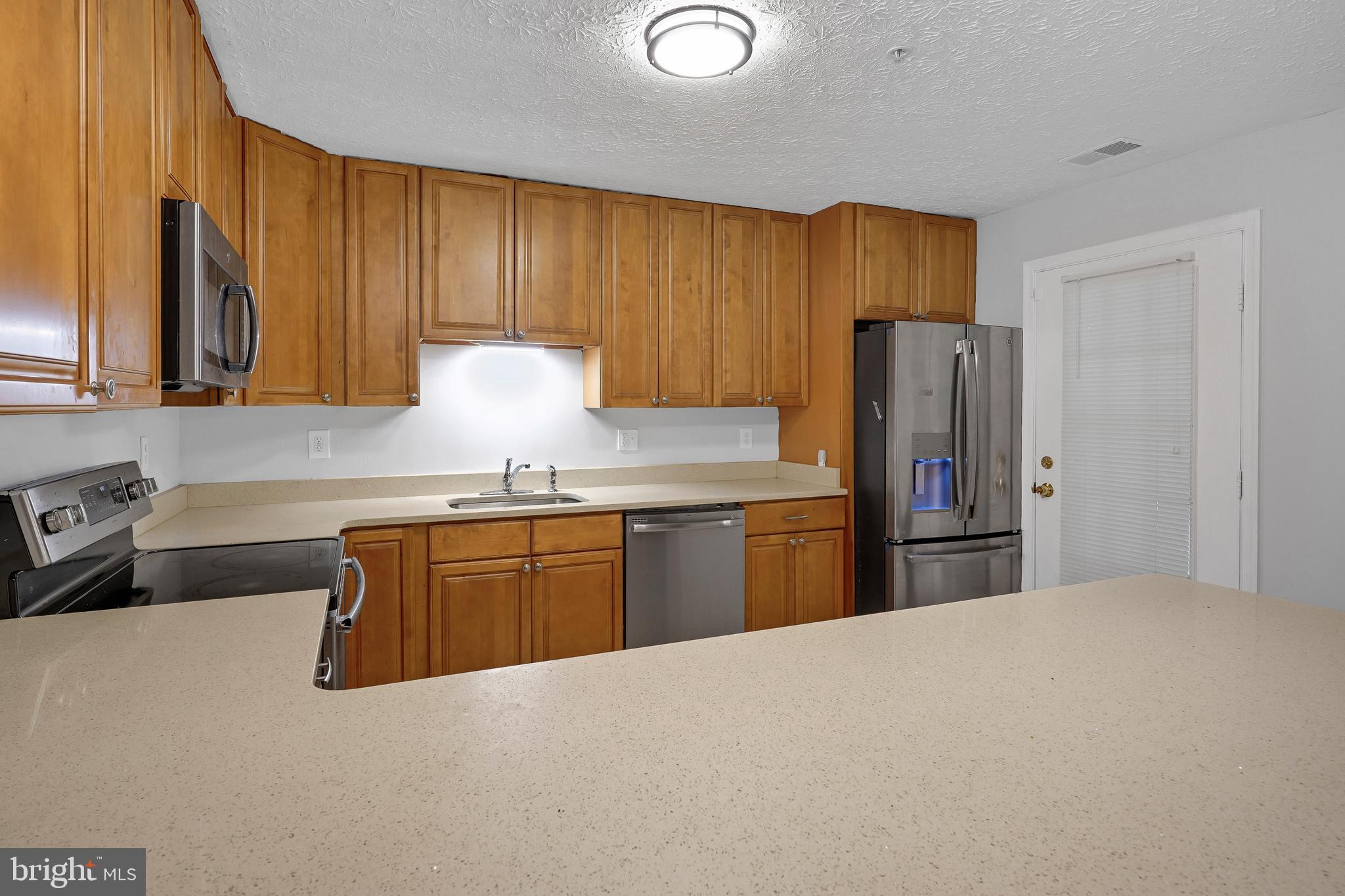 3708 EXCALIBUR COURT 102