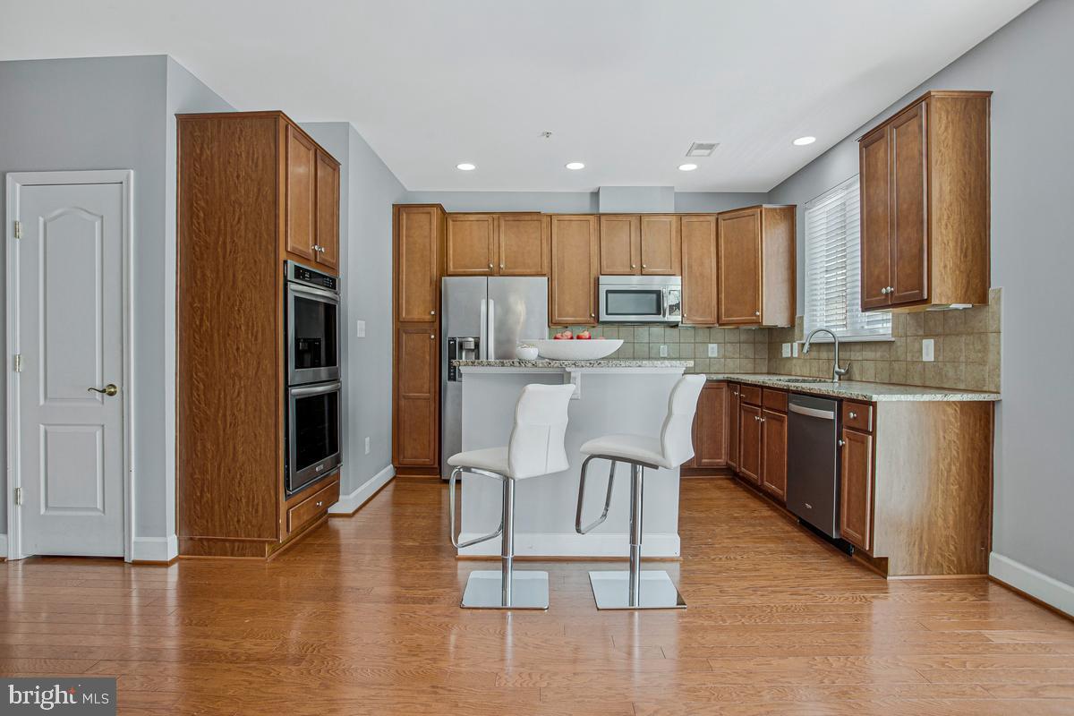 505 JURGENSEN PL