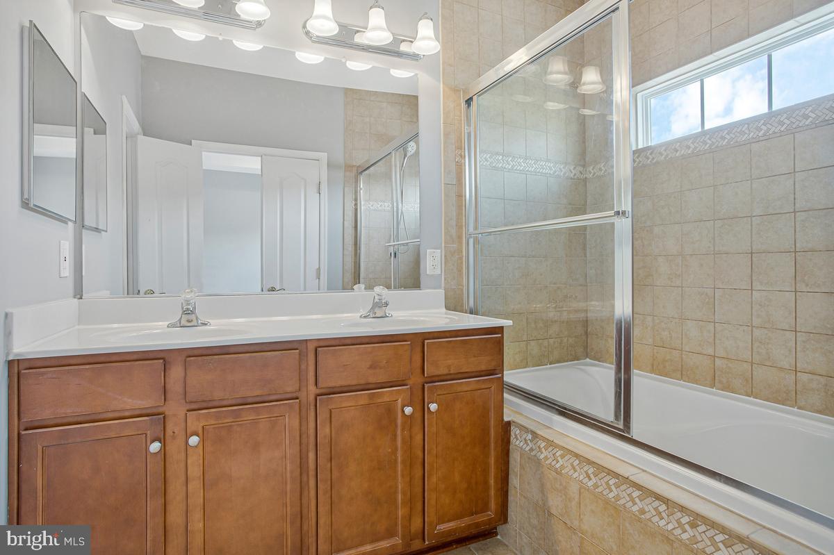 505 JURGENSEN PL