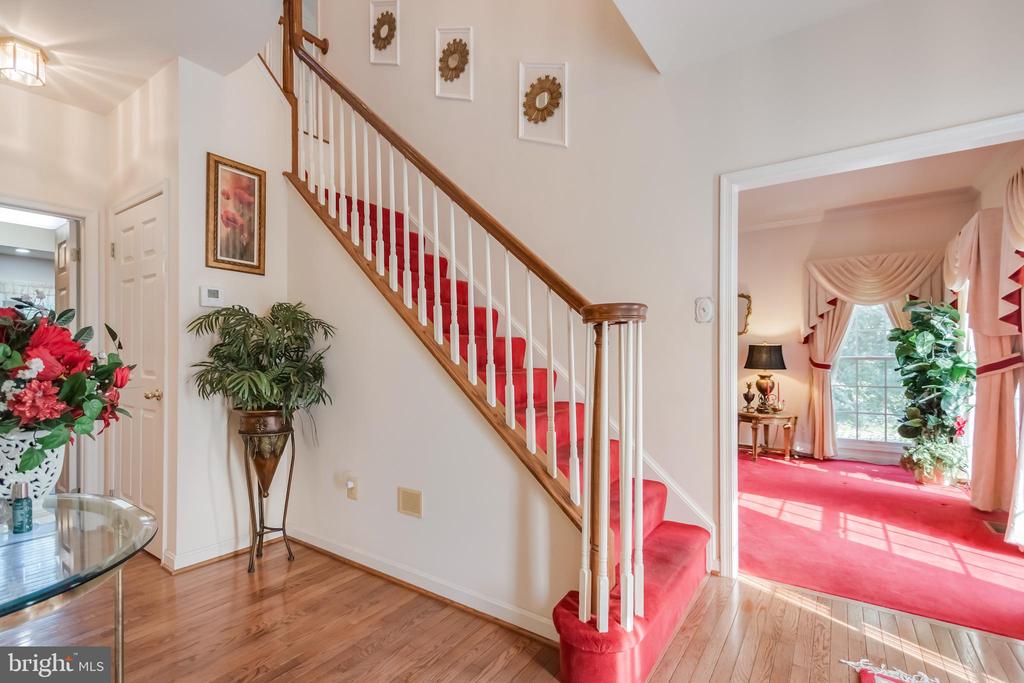 2001 CLEARWOOD DRIVE