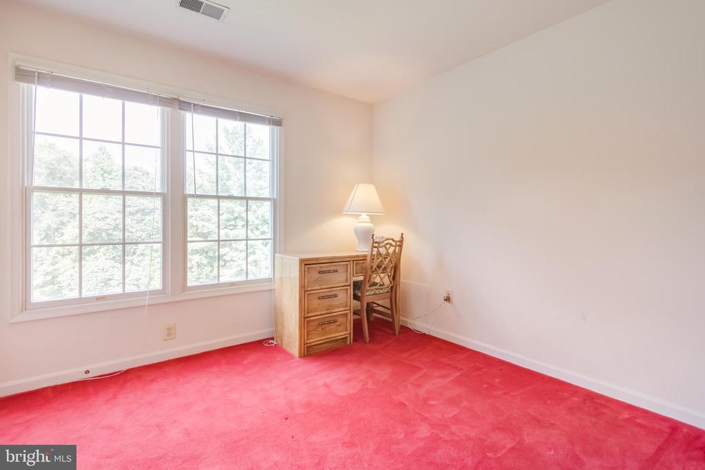 2001 CLEARWOOD DRIVE