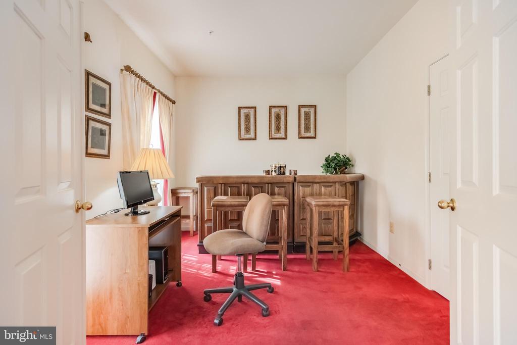 2001 CLEARWOOD DRIVE