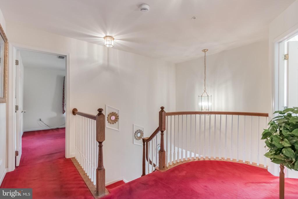 2001 CLEARWOOD DRIVE