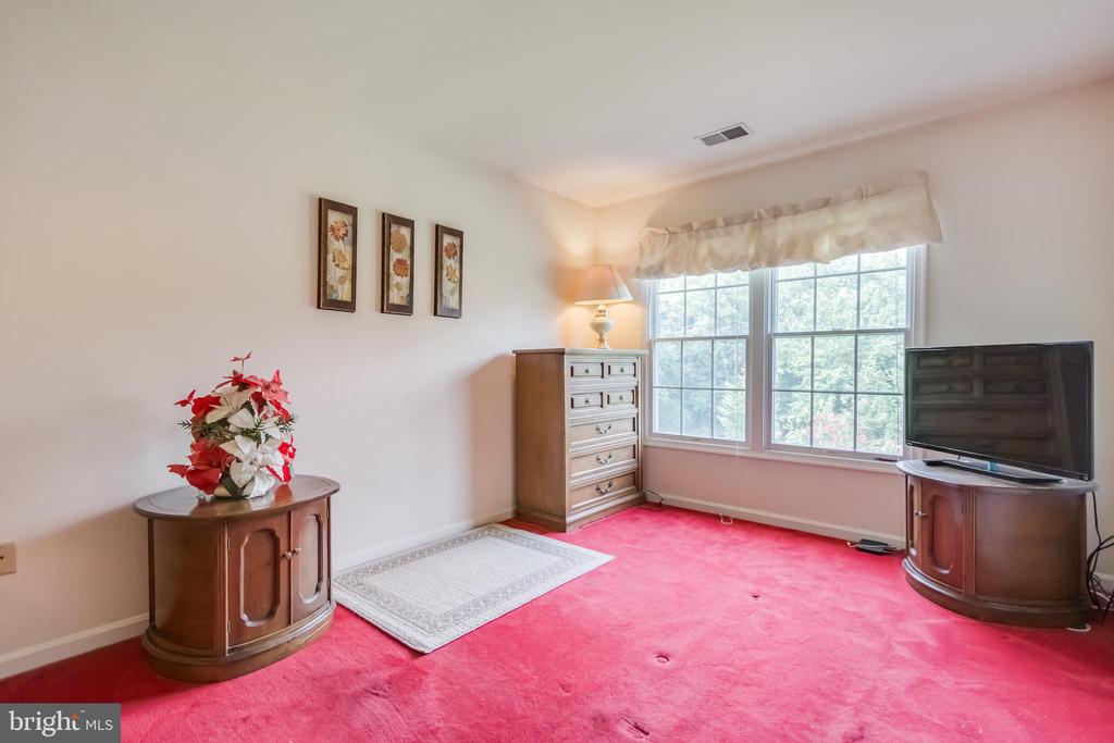 2001 CLEARWOOD DRIVE