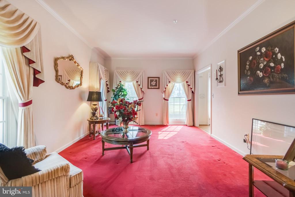 2001 CLEARWOOD DRIVE