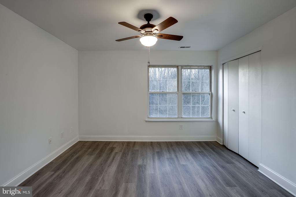 106 CLAIRE COURT