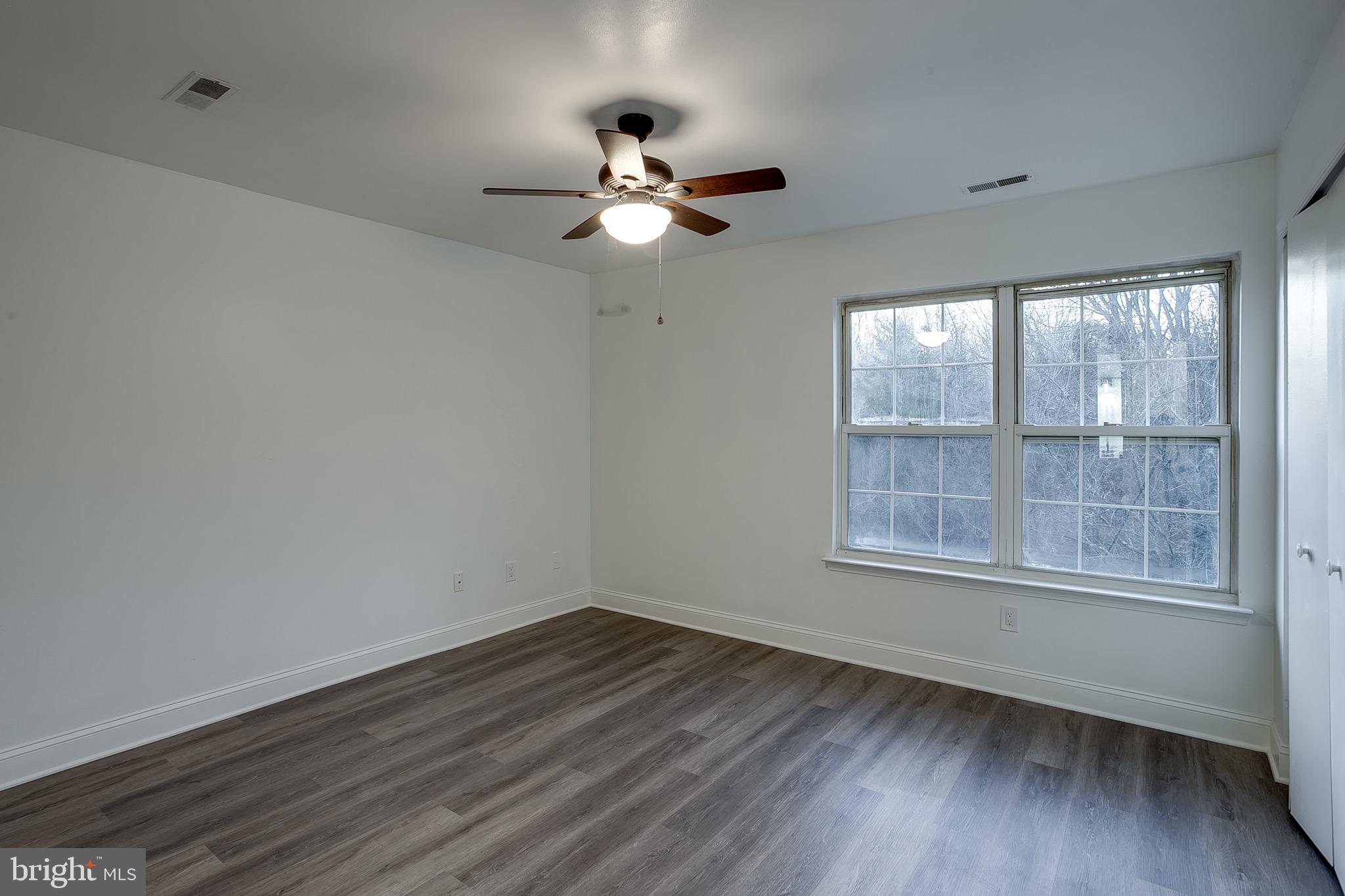 106 CLAIRE COURT