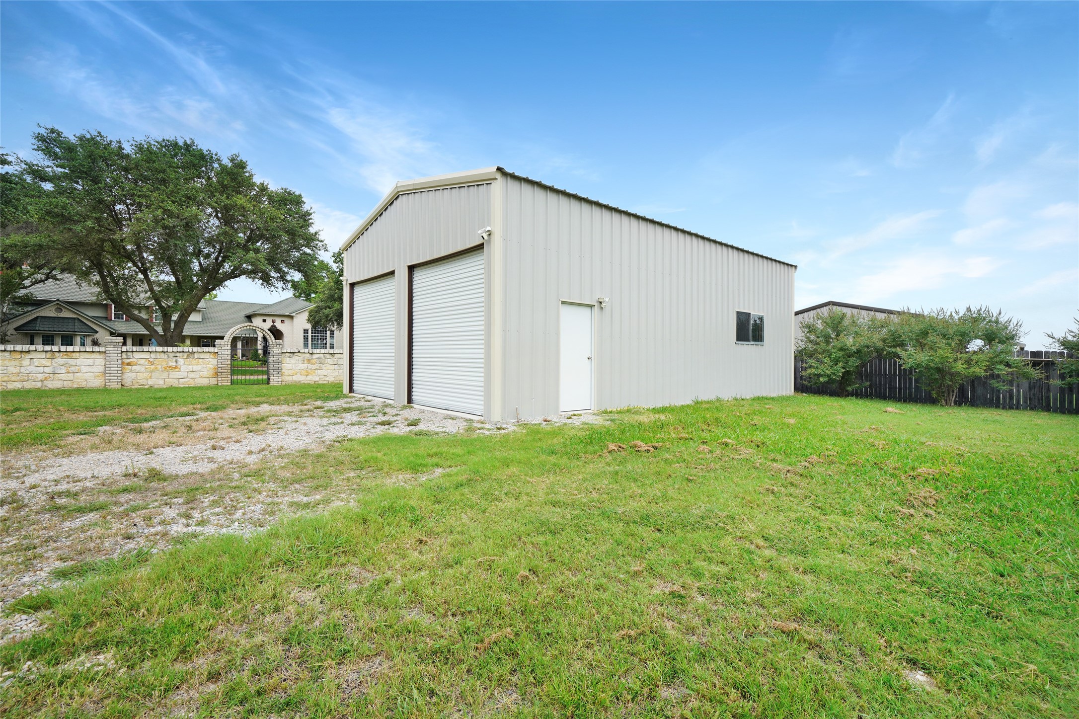 300 S Point Court