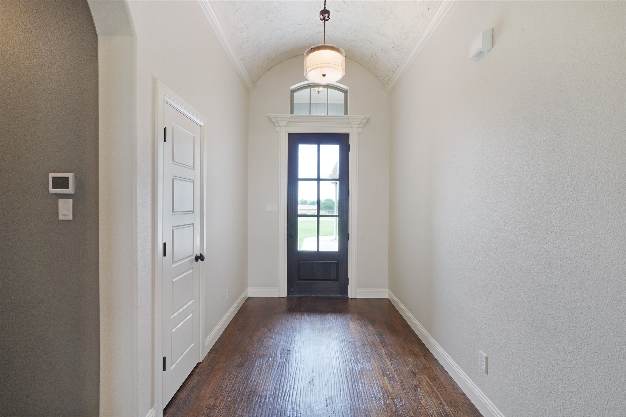 300 S Point Court
