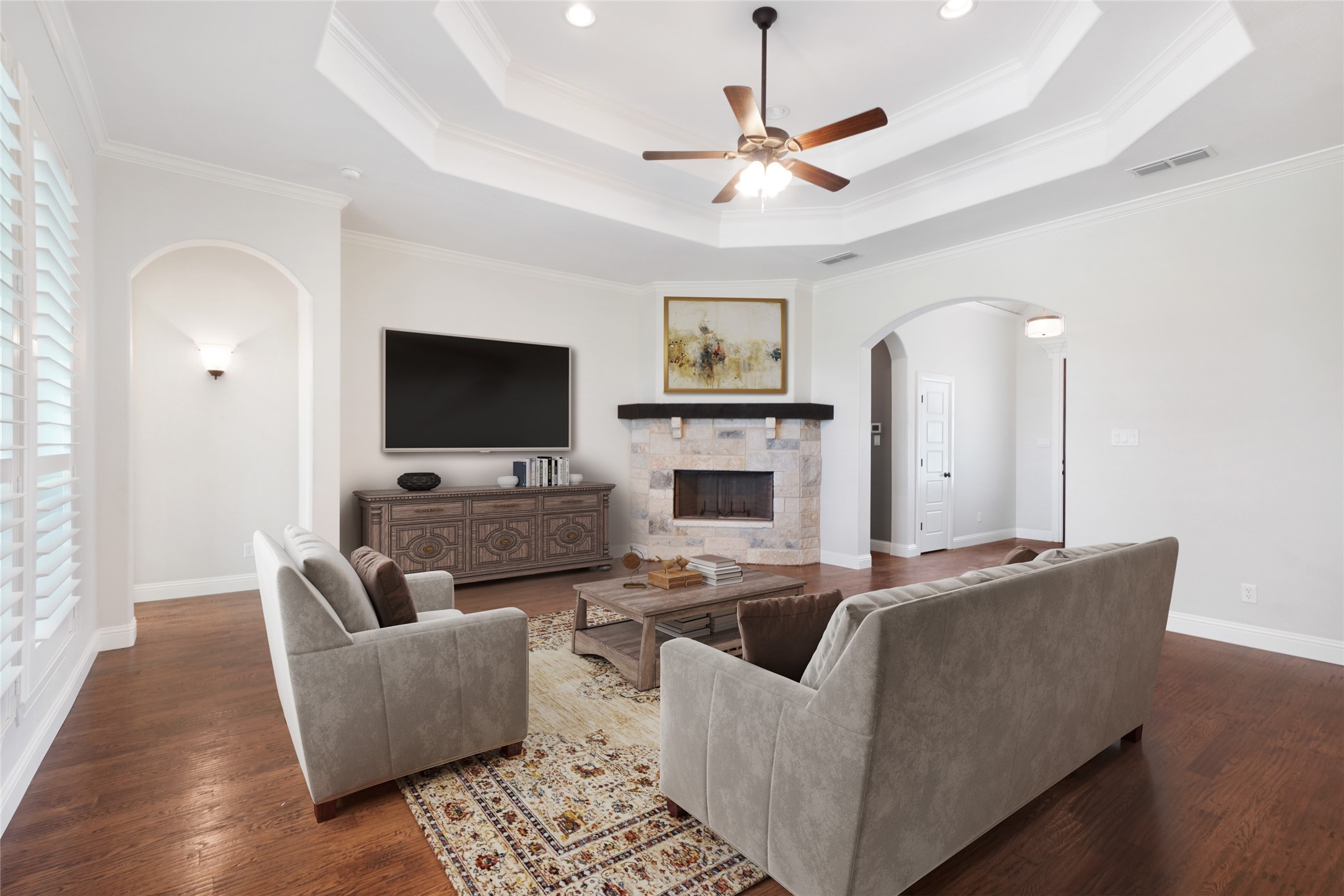 300 S Point Court