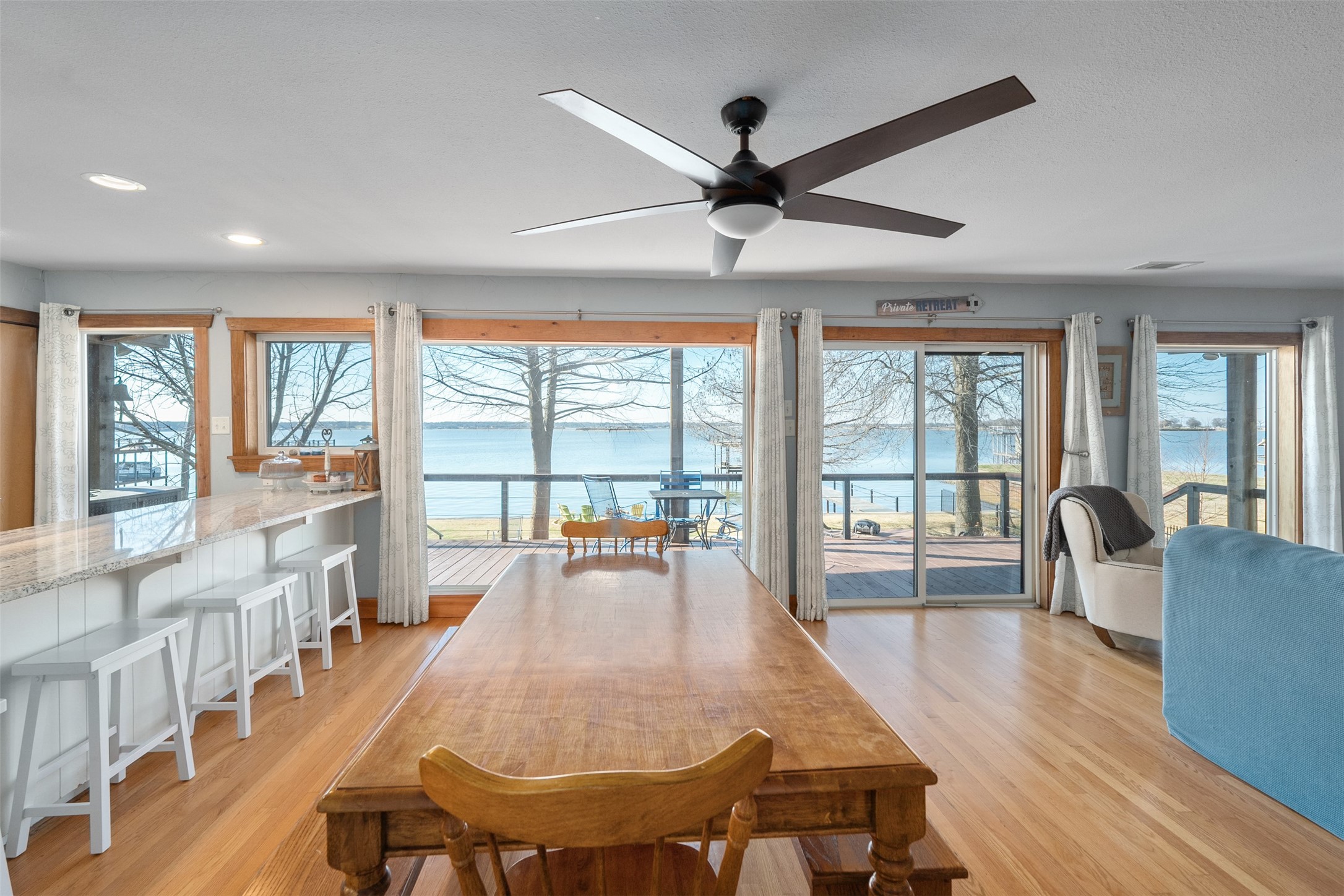 176 Ocean