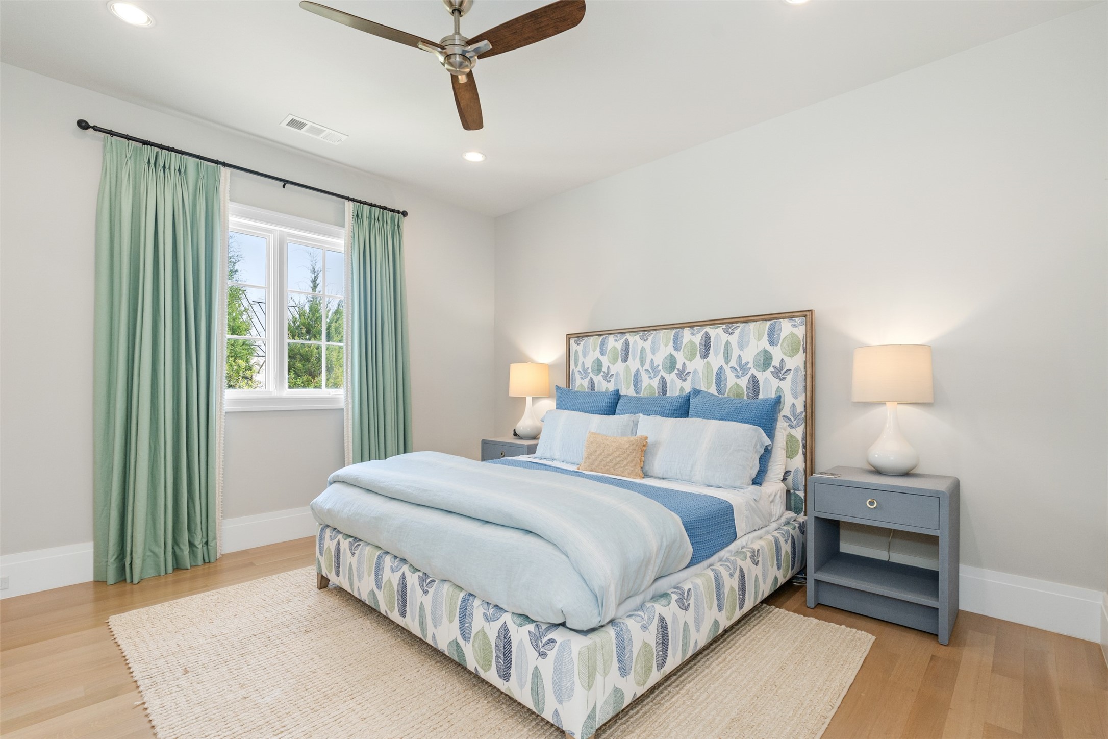 13220 Dodds Landing