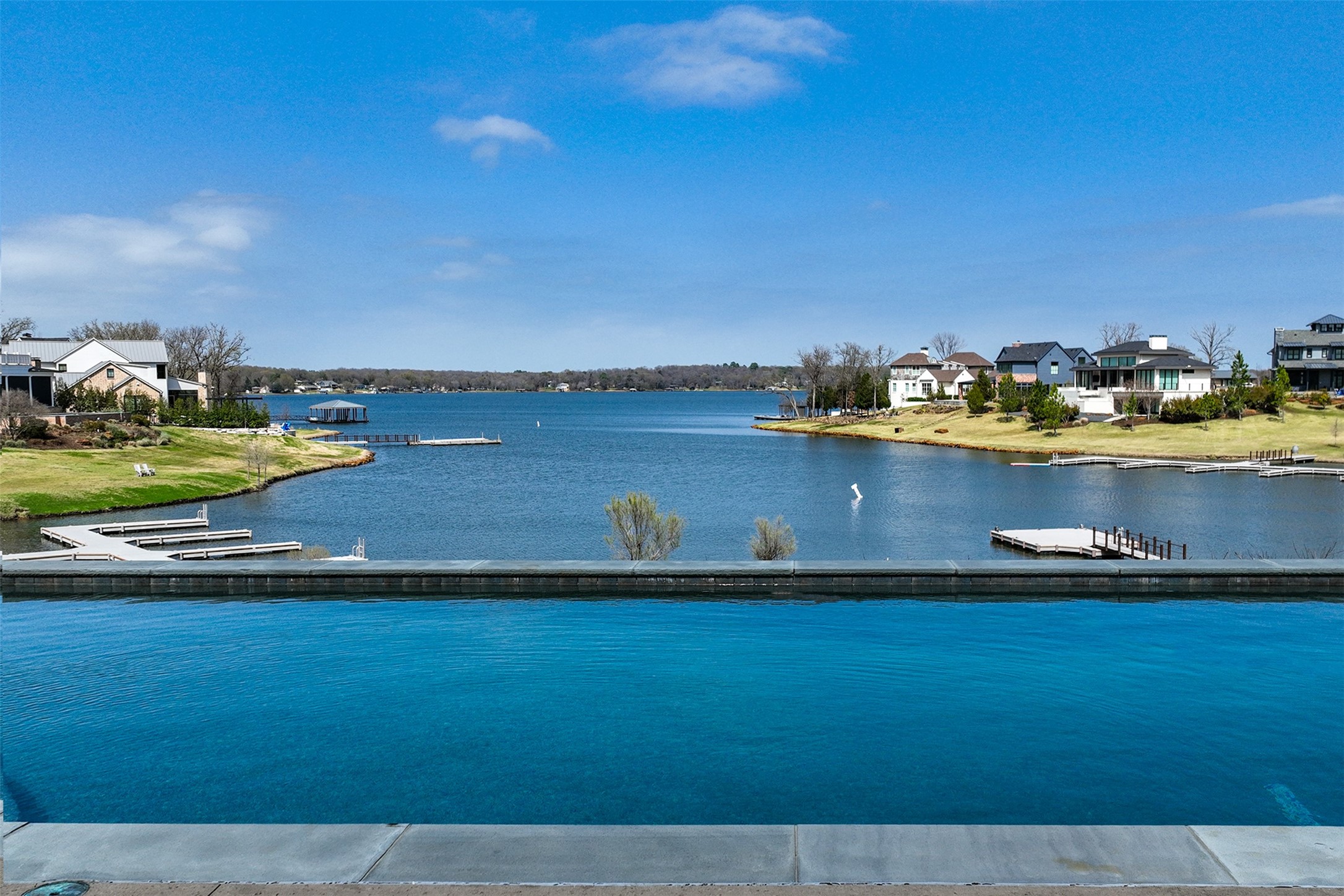 13220 Dodds Landing