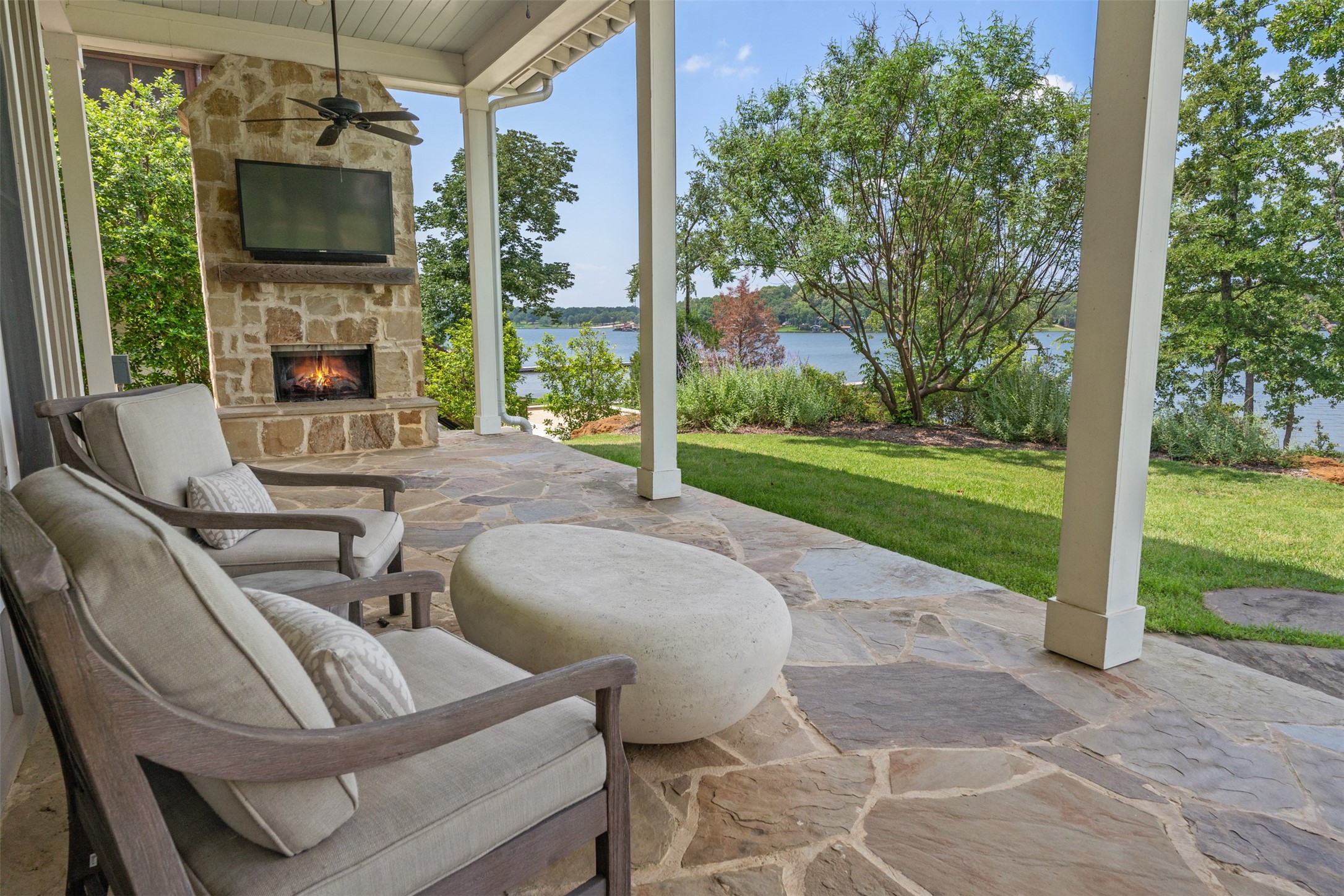 4460 Long Cove Drive