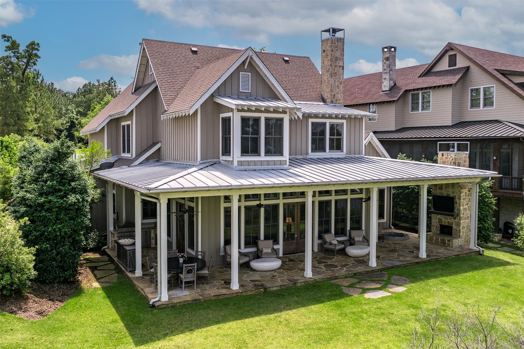 4460 Long Cove Drive