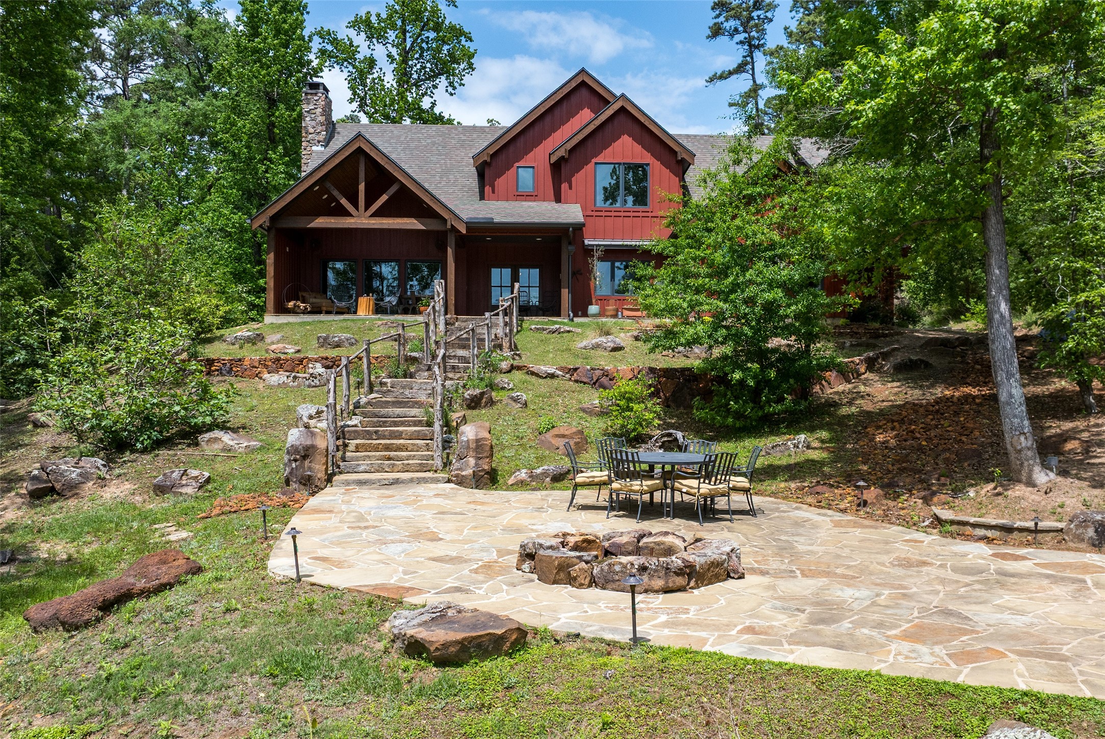 913 Private Road 6665