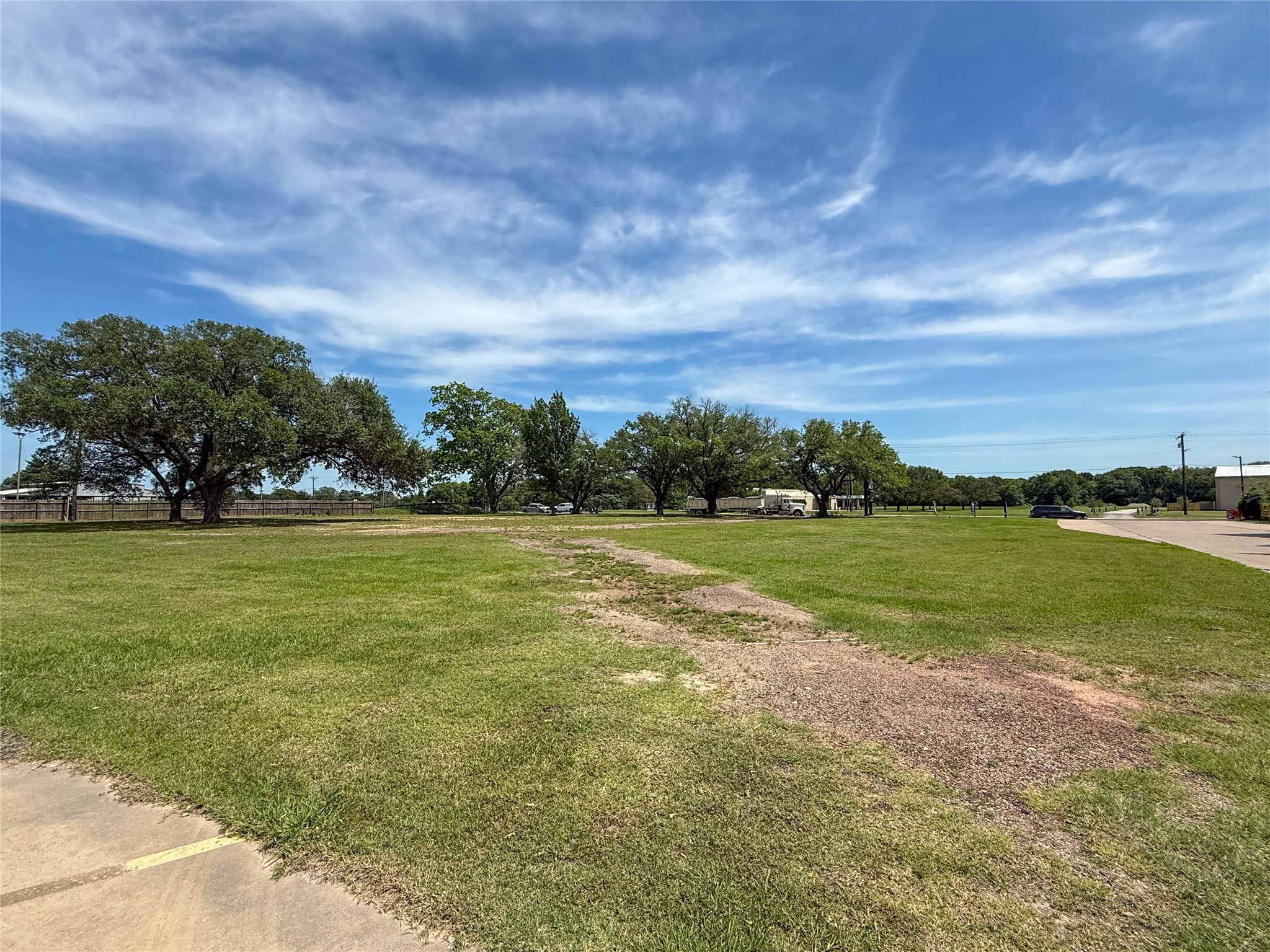 600 E Cedar Creek Parkway