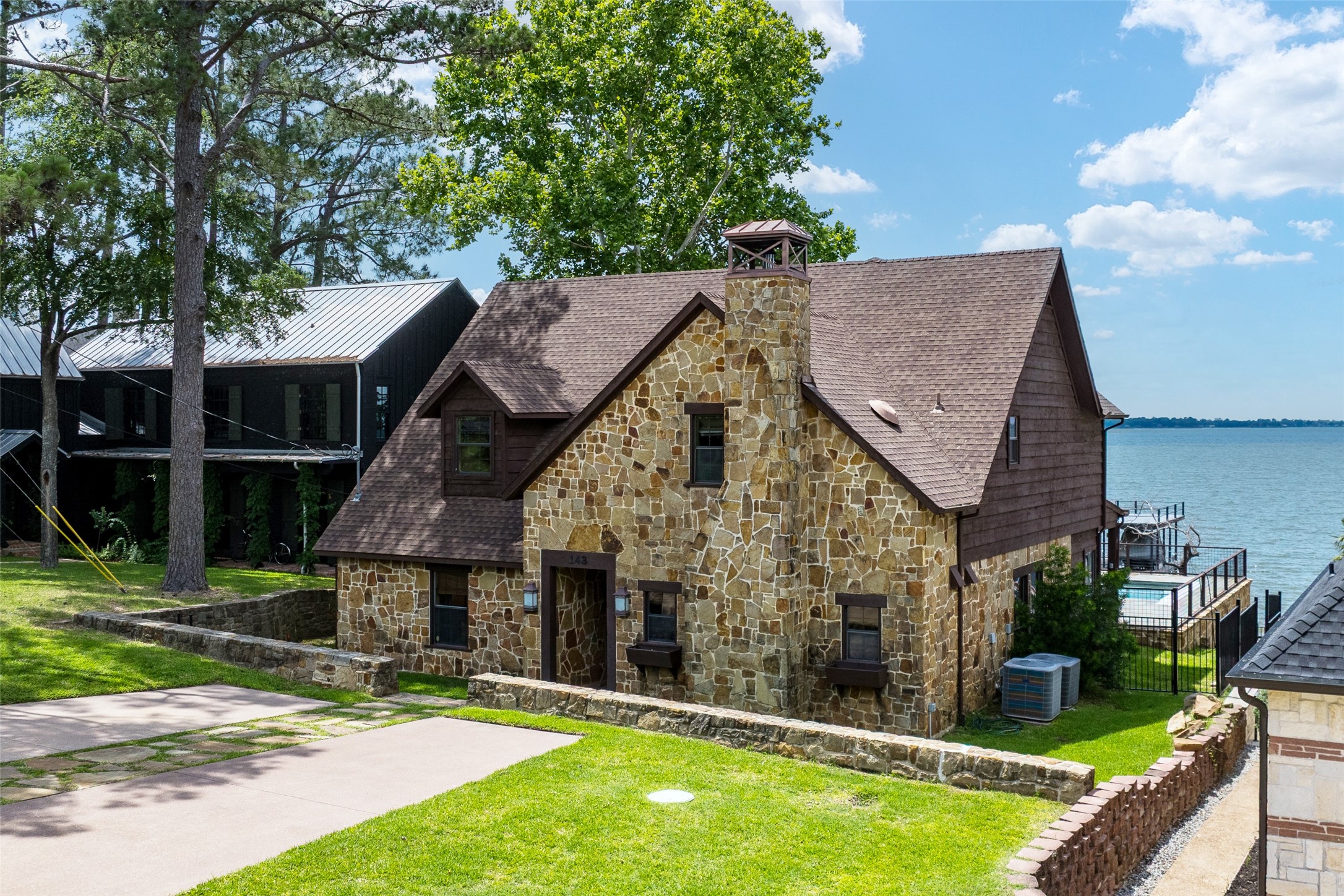 143 Shoreline Drive