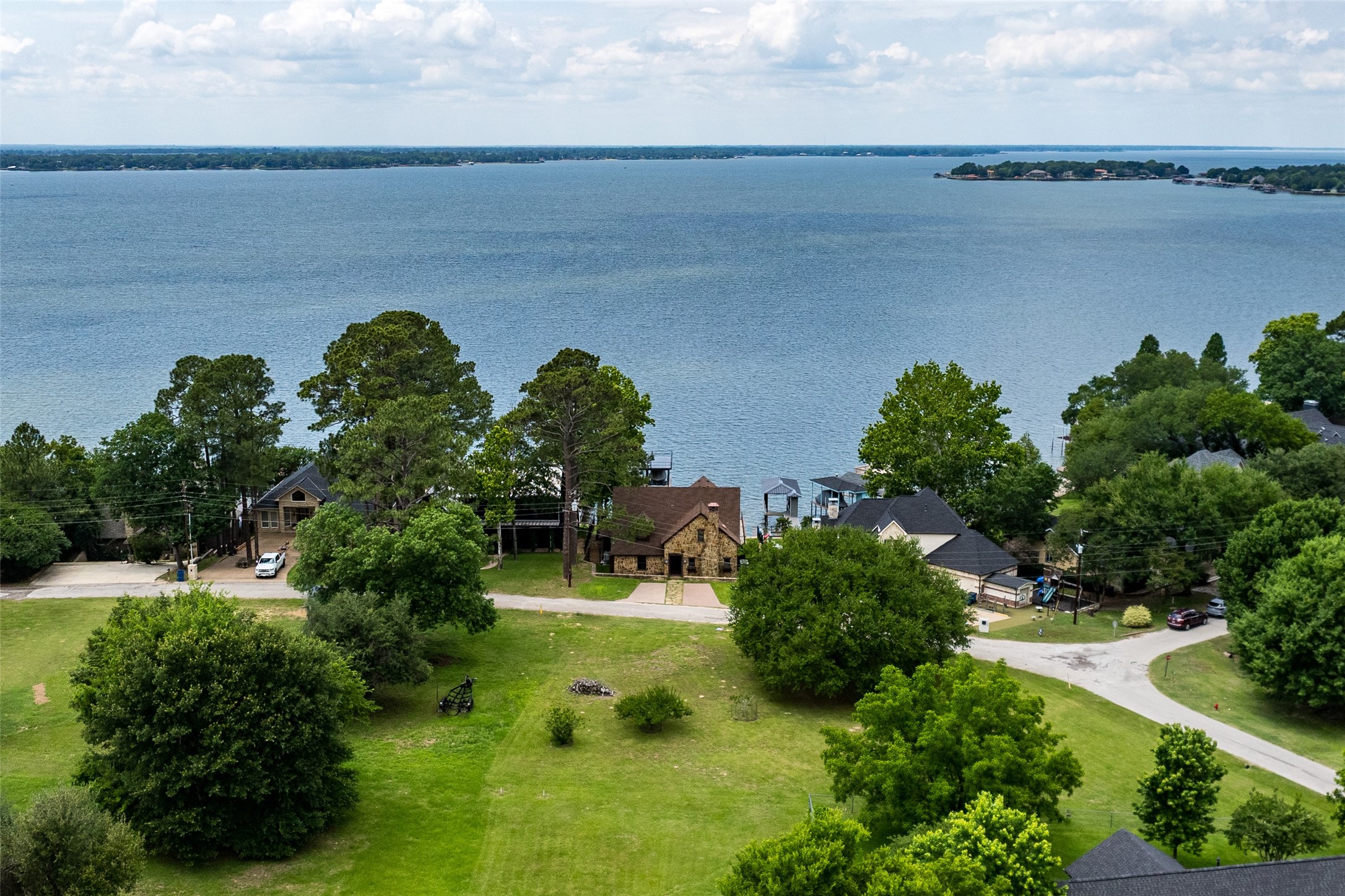143 Shoreline Drive