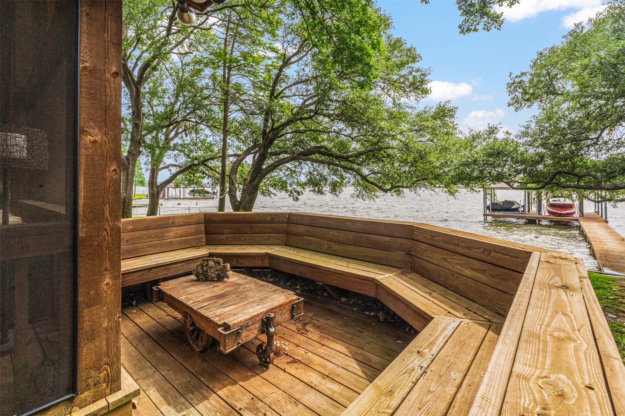 6949 Terry Trace