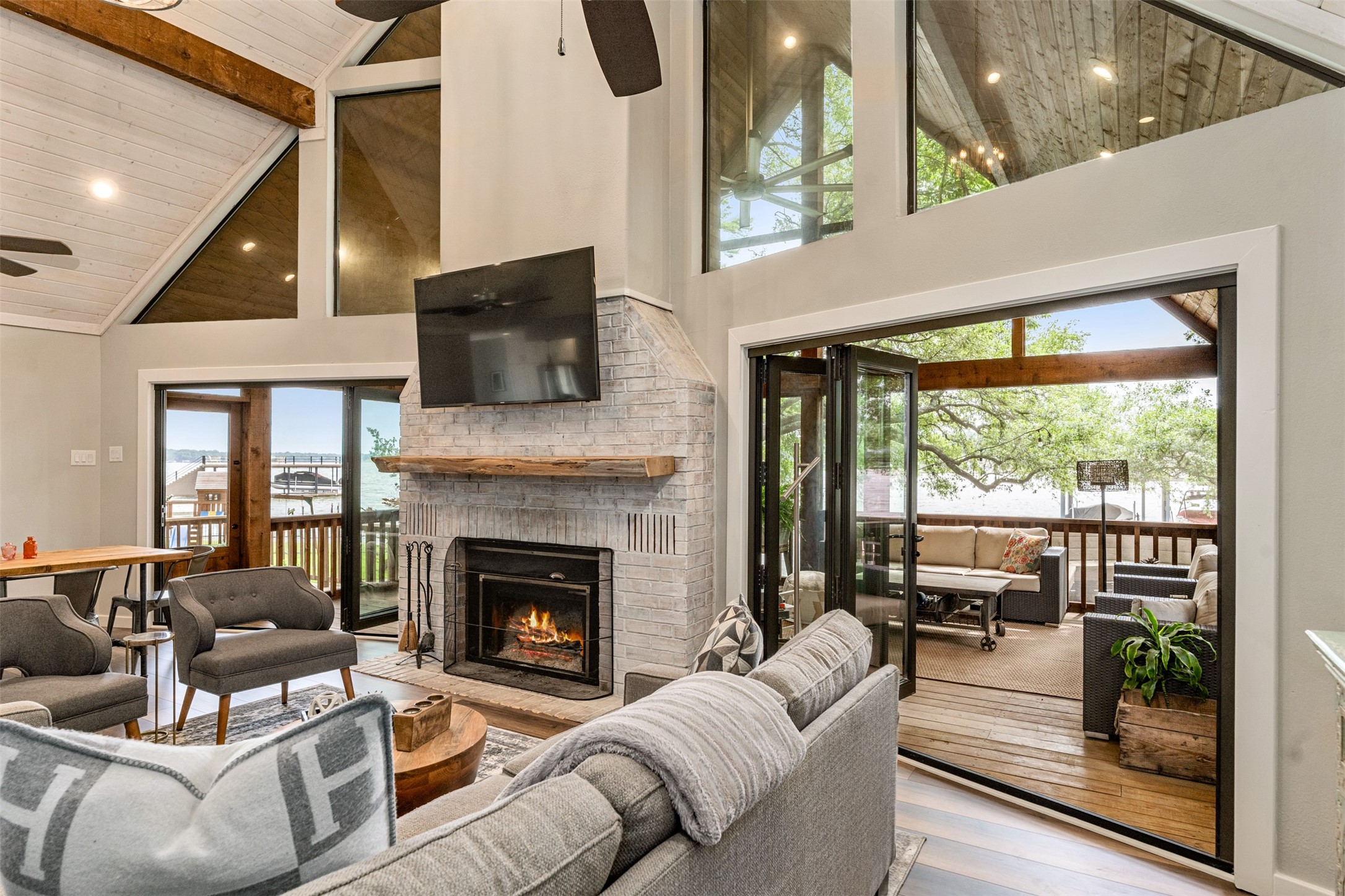 6949 Terry Trace