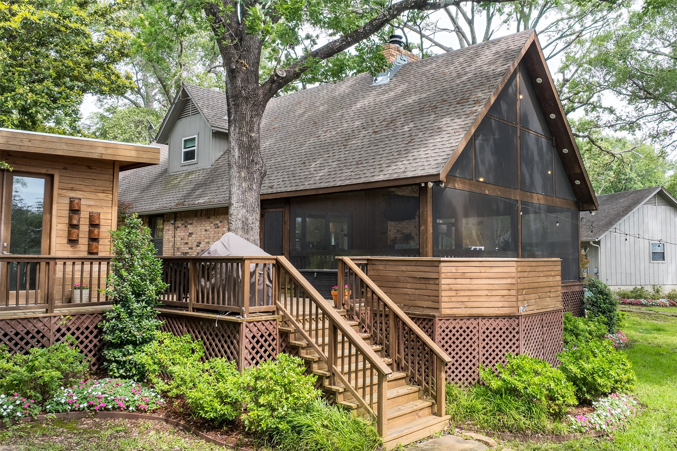 6949 Terry Trace